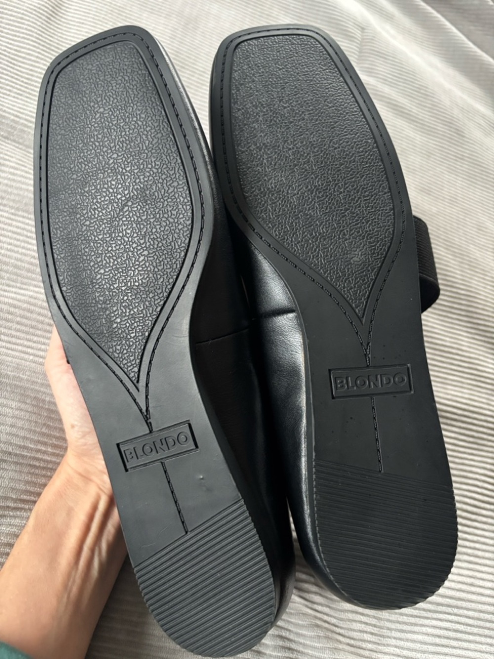 Blondo Brielle Minimalist Black Waterproof Leather Ballet Flats- size 9.5 - Picture 6 of 8